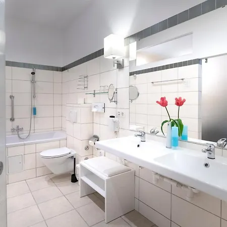 Kleiner Riesen فندق كوبلنس