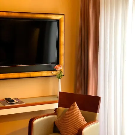 Kleiner Riesen فندق 3*